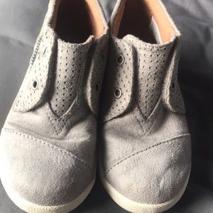 Toddler Size 9 Toms